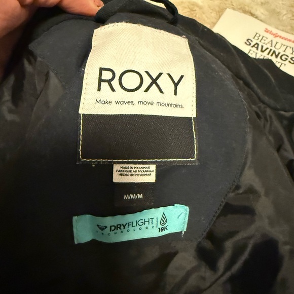 Roxy Women's Abstract Blue and Orange Ski Jacket - Picture 12 of 13